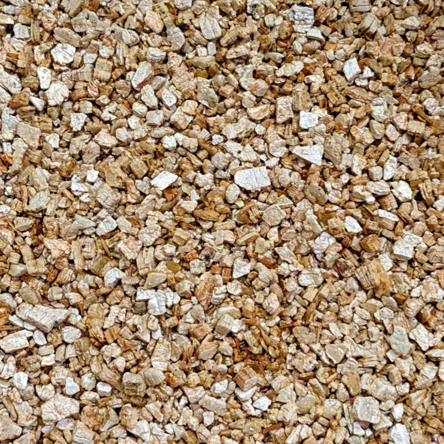 Vermiculite – The Perfect Addition for Indoor Plants and Propagation